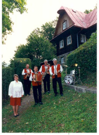 Dřívější sestava Veselé pětky.jpg